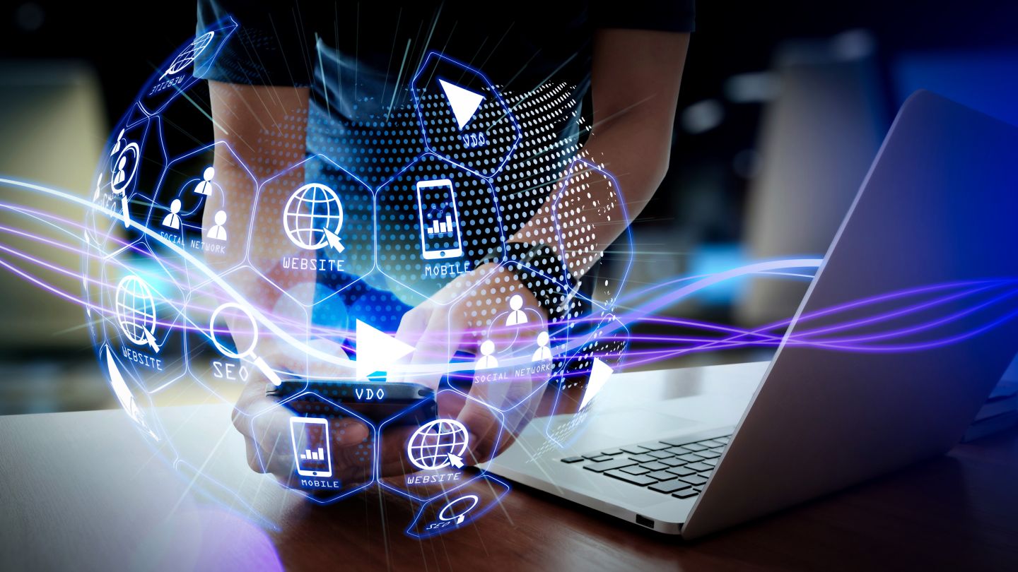 Macquarie to sell Arqiva stake